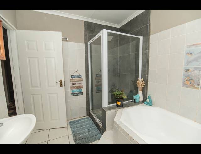 3 BEDROOM HOUSE FOR SALE IN KAMMA PARK